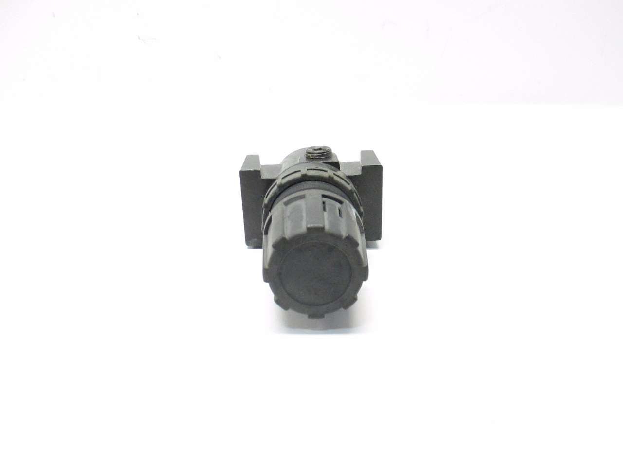 MASTER PNEUMATIC-DETROIT R60-3 0-100PSI 250PSI 3/8 PNEUMATIC REGULATOR D511142