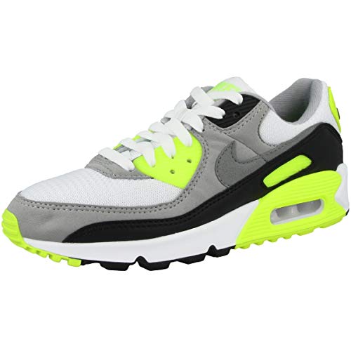 Image of Nike Men's Kyrie Flytrap IV Track Shoes