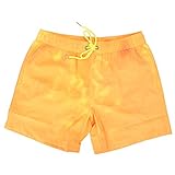 Ce short pour homme est situé au-dessus du genou et comporte deux poches utiles pour ranger les clés, l'argent ou d'autres petites choses.