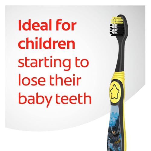 COLGATE - Brosse à Dents Enfants Oral Care Kids 6+ - Pour les Enfants Âgés de 6 Ans et Plus - Lot de 2 - Modèles de brosse et coloris aléatoires