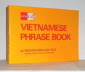Paperback Hoa's Vietnamese Phrase Book (English and Vietnamese Edition) Book