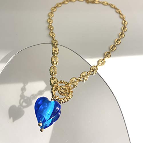 Colar de coração de vidro Murano azul com nariz de porquinho