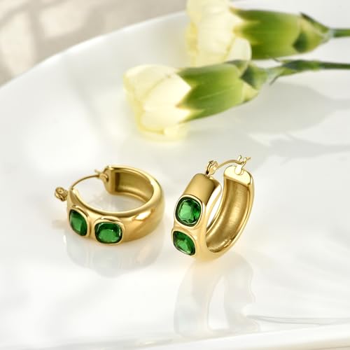Image of FRUMOS 18K Gold Plated Chunky Hoop Earrings for Women Fashion Thick Gold Hoops Set Jewelry for Birthday Christmas Gifts