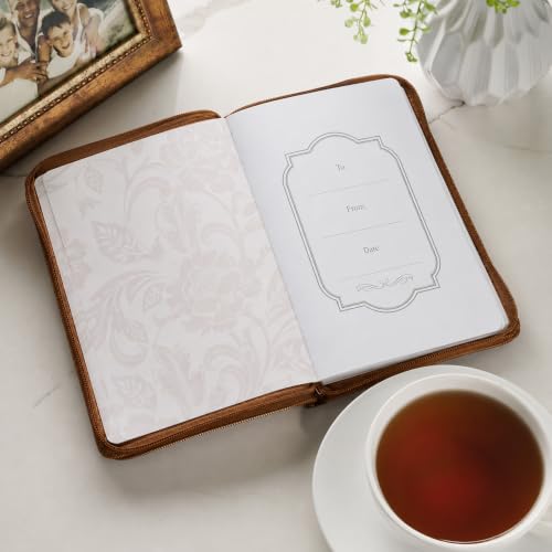 I Can Do All Things Through Christ Honey-brown Faux Leather – vue 4