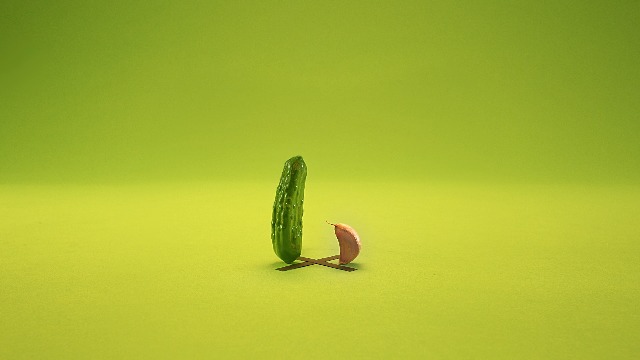 Blue Diamond Almonds Spicy Dill Pickle Flavored Snack Nuts, 6 Oz Resealable Can (Pack of 2)