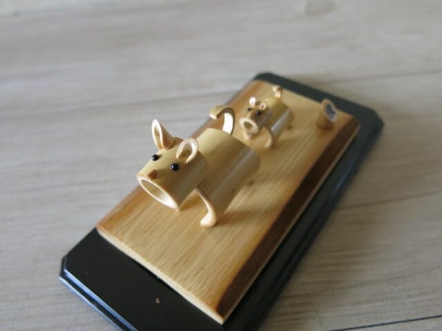 Amazon.co.jp: 竹細工干支「戌」犬＊置物木工竹工芸オブジェ