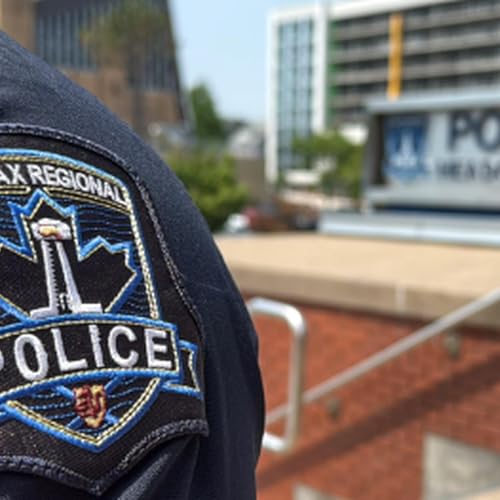 Halifax Police warning of alarming scams after multiple victims lose thousands including Middle Sackville victim losing $300K on Facebook Podcast Por  arte de portada