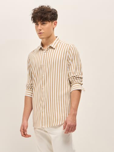 Image of THE BEAR HOUSE Men Spread Collar Vertical Striped Cotton Slim Fit Casual Shirt