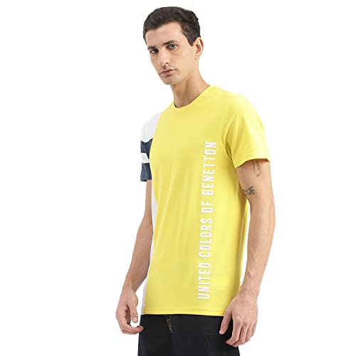 Image of UNITED COLORS OF BENETTON Men's Cotton Printed Regular Fit T-Shirt