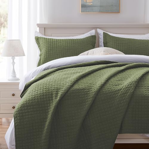 SunStyle Home Olive Green Quilt, Queen Size Quilt Set Lightweight Blanket Bedspread Full Soft Reversible Coverlet All Season 3pcs Army Green Square Quilted Bedding Sets with 2 Pillow Shams(90"x96")