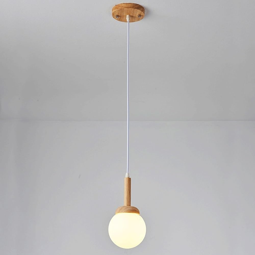 Lámparas colgantes japonesas de madera para iluminar tu isla de cocina con calidez