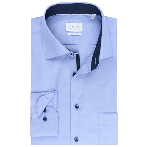 ETERNA Herren Langarm Hemd Modern Fit | Bügelfrei | Dynamic Cotton™ | Blau | Mit Brusttasche I Twill I 100{186b4fa3feaee72cc8ceb858d0d98335525d2898b77a36acb4d6e9f3d886ef97} Baumwolle | Kentkragen mit dunkelblauen Ausputz Gr. 42