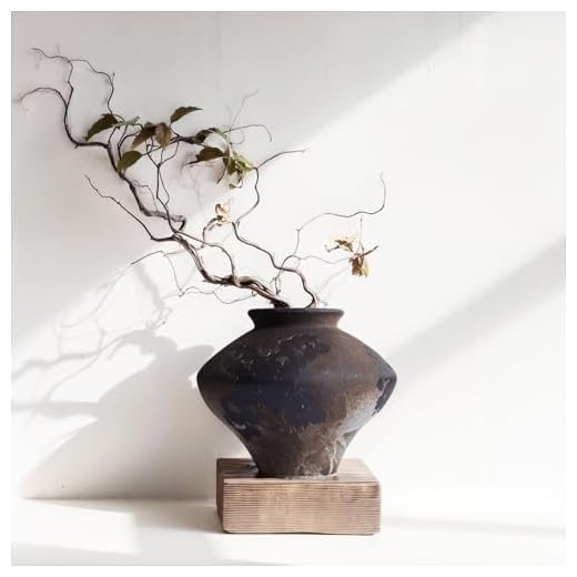 Wabi Sabi Rusty Vintage Vase, 6.3" Tall Wabi Sabi Decor Rustic Farmhouse Pottery Vase for Centerpiece, Textured Pottery Flower Vases for Home Decorative, Table, Living Room, Bedroom, Bathroom, Kitchen