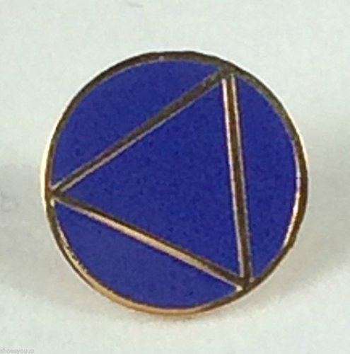AA ALCOHOLICS ANONYMOUS ROUND ENAMELLED LAPEL PIN BADGE