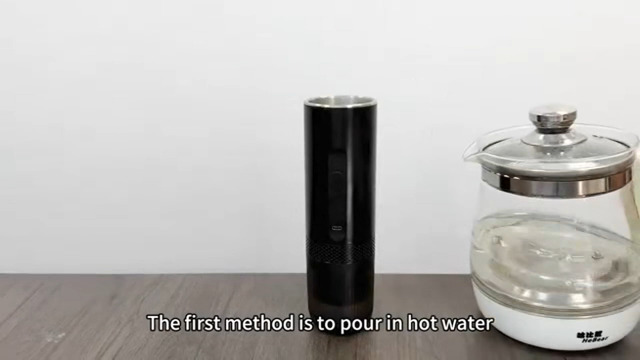Cafetera Espresso Portátil Eléctrica con Calentamiento Rápido 80 mL miniatura 7