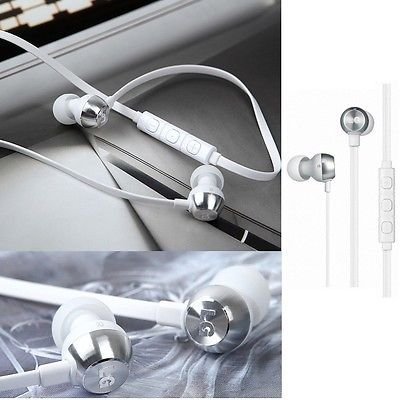 LG HSS-F530 White Earphones QuadBeat2 Built-in Microphone for Smartphone HSSF530