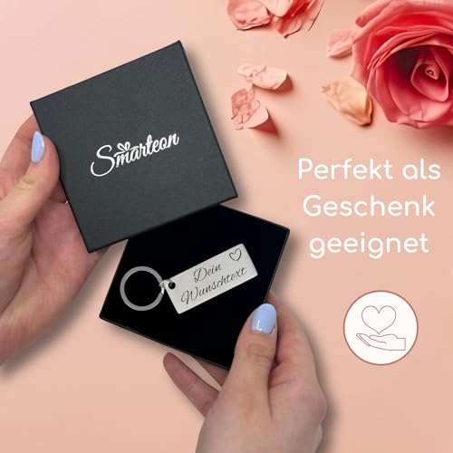 SMARTEON Schlüsselanhänger personalisiert mit Gravur | Wunschtext + Wunschsymbol | Schlüsselanhänger mit Namen | Schlüsselanhänger Auto Führerschein | Beidseitige Gravur | Hochwertiger Edelstahl