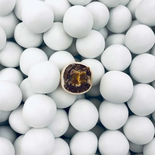 Dragées coeur caramel enrobées de chocolat lait | blanc mat 0.5kg | pas cher | environ 90 dragées | Fabrication artisanale en France