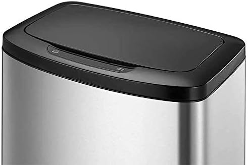 Close-up of EKO CW2236MT-47L lid with sensor and buttons