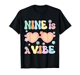 Photo Gallery groovy birthday nine is a vibe 9 anni ragazze ragazzo 9 ° bday maglietta Photo Gallery groovy birthday nine is a vibe 9 anni ragazze ragazzo 9 ° bday maglietta