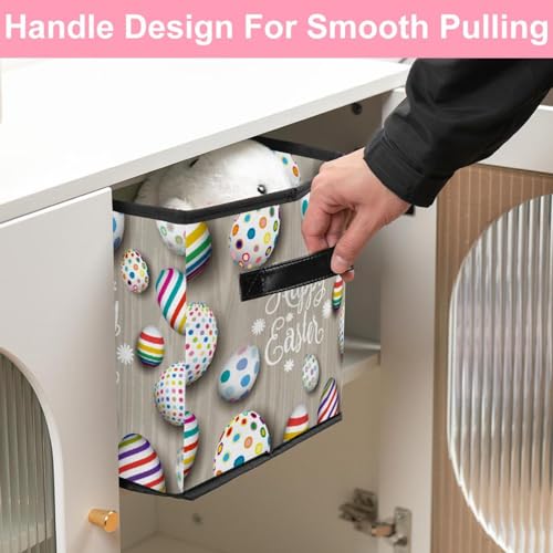 Placard et chambre ordonnés grâce au cube en tissu pliable
