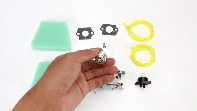 Amazon.com: Carburetor Carb for Craftsman 42cc Chainsaw 2.6 CID