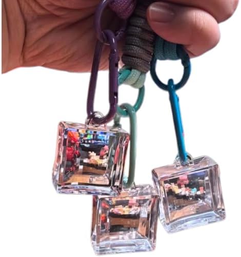 Piegricdiat Pixel Stylized Lens Pixel Window Keychain Pixel Mirror Pixel Filter Miner World Keychain Pixel Game Party Gift Suitable for Backpack Handbag Car Key (Including Lanyard Color Random),
