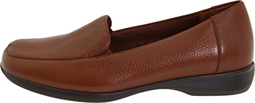 Image of Trotters Women's Jenn Loafer