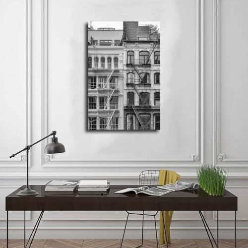 Toile Fire Escape pour sublimer un mur blanc de salon - 3