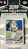 Dies ist ein New York Jets 2019 Donruss NFL Football Fabrikversiegelt 10 Karten Team Set inklusive C.J. Mosley, Sam Darnold, Robby Anderson, Jamal Adams, Darron Lee, Trumaine Johnson, Chris Herndon IV, Joe Namath, Le'Veon Bell und eine Rookie Karte von Quinnen Williams.