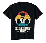 Este genial diseño de fútbol vintage de 7º cumpleaños es el regalo perfecto para niños que aman jugar al fútbol.