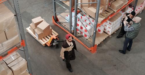 Black Friday, la logistica ha retto bene - Ets, i costi per i trasporti e la soluzione Gnl