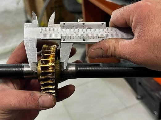 Ingranaggio Compatibile per Motozappa Motocoltivatore da 52cc a 63cc per Amc Shuster Oxford Brotek Ieto Ama Oxford Import, Ricambio Vite senza Fine per zappetta