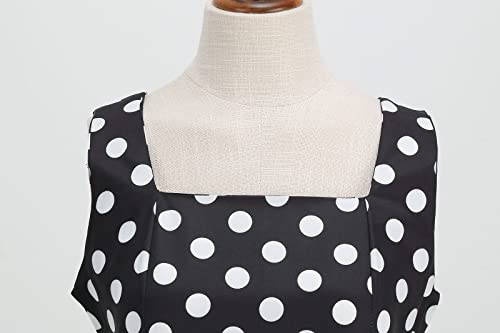 Robe courte fleurie légère et fluide contre la chaleur