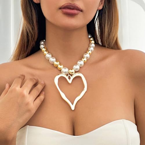 Chunky Heart Gold Pearl Bead Pendant Necklace for Women Exaggerated Large Round Balls Beads Choker Y2k Big Hollow Love Collar Necklaces Trendy Statement Jewelry4