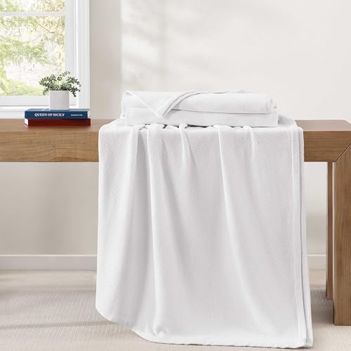 Image of Tommy Hilfiger - King Cotton Blanket, Textured Pique Weave Bedding, Medium Weight Soft Blanket, Anti-Pilling & Fade Resistant, Ideal for Layering, Oeko-TEX Certified (White)