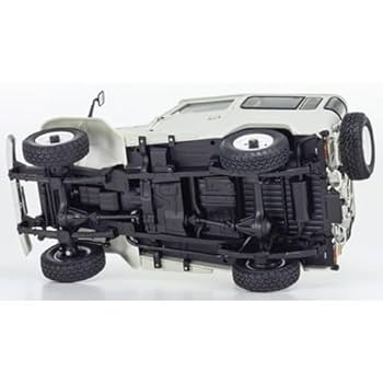 新品未開封　京商 1/18 トヨタ ランドクルーザー 40 ホワイト　ミニカー 京商 1/18 トヨタ ランドクルーザー 40 バン (BJ42V) ホワイト