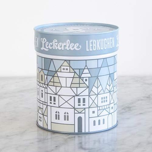 Lebkuchen in Winter Haus Tin by Leckerlee (1 pound)