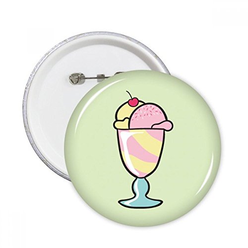 Broches rondes cerise et glace pour accessoiriser une veste en jean d'adolescent