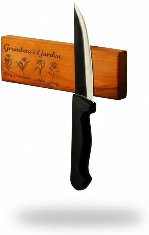 Custom Magnetic Knife Holder – Engraved Walnut Knife Rack with Birth Flowers & Names – Personalized Kitchen Decor Gift for Grandma or Mom