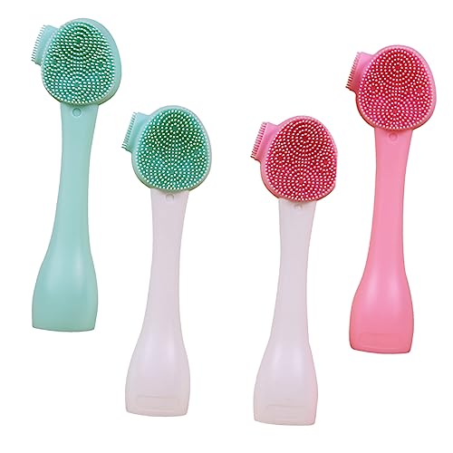 Brosse de nettoyage visage pour votre routine spa à la maison avec cet accessoire exfoliant