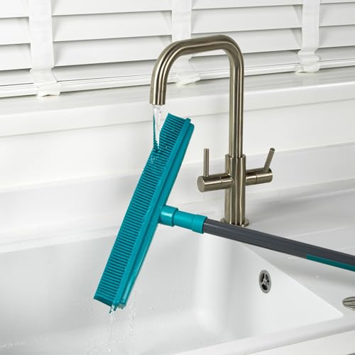 Beldray LA034184UFFEU7 Antibac Pet Plus Gummikopfbesen – Reinigungsbürste für Bodenteppich mit Wischer und Gummiborsten, Entfernen von Hunden- und Katzenhaaren, Langer Teleskopgriff für bis zu 1,2 m