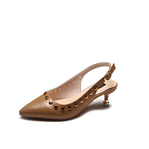Chaussures à rivets CXSM : l'élégance d'un escarpin fin pour sublimer vos tenues de soirée