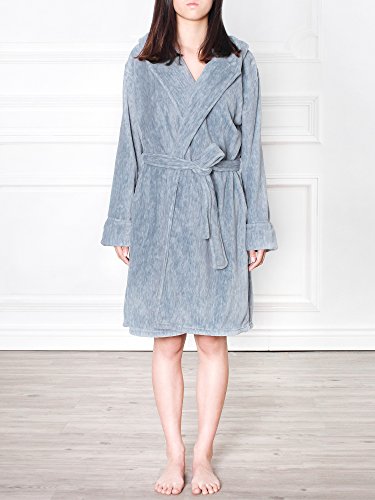 Image of PAVILIA Plush Robe for Women, Soft Fleece Short Bathrobe, Warm Lightweight Knee Length Lounge Robe with Pockets
