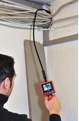Vividia 9mm Portable Digital Flexible Inspection Camera with 2.4" LCD Monitor