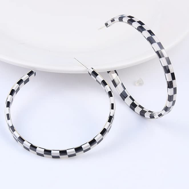 2 Pairs Lightweight 70s 80s 90s Transparent Black White Circle Round Acrylic Geometric Striped Checkered Dangle Drop Earrings for Women Statement Jewelry Gifts3