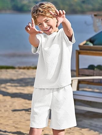 Haloumoning Conjunto de ropa para niño de verano, color sólido, manga corta, camiseta con pantalones cortos elásticos, ropa informal conjuntos con estructura — view 3