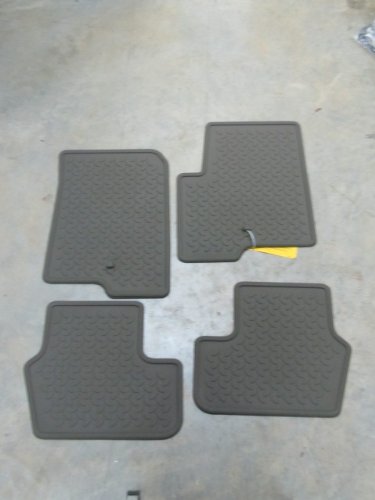 2007 TO 2012 JEEP COMPASS PATRIOT SLUSH FLOOR MATS PEBBLE BEIGE MOPAR OEM