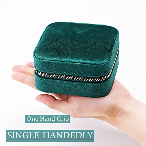 Miss Right Small Velvet Travel Jewelry Organizer Case Box, Vintage Women Girls Earring Holder Necklace Bracelet Mini Jewellery Organizer Ring Box, Travel Essentials For Women Men (Emerald Green) #TOP2