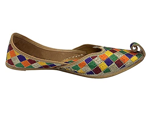 Image of Dress Shoes for Women Ethnic Designer Shoes Wide Shoes Punjabi Jutties